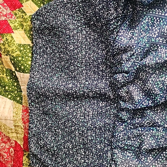 Old navy strapless maxi - Picture 3 of 4